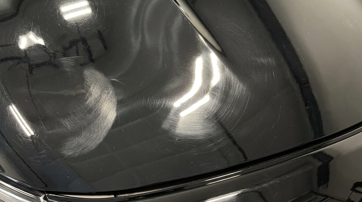 Swirl marks: cosa sono, perché si formano e come evitarli davvero