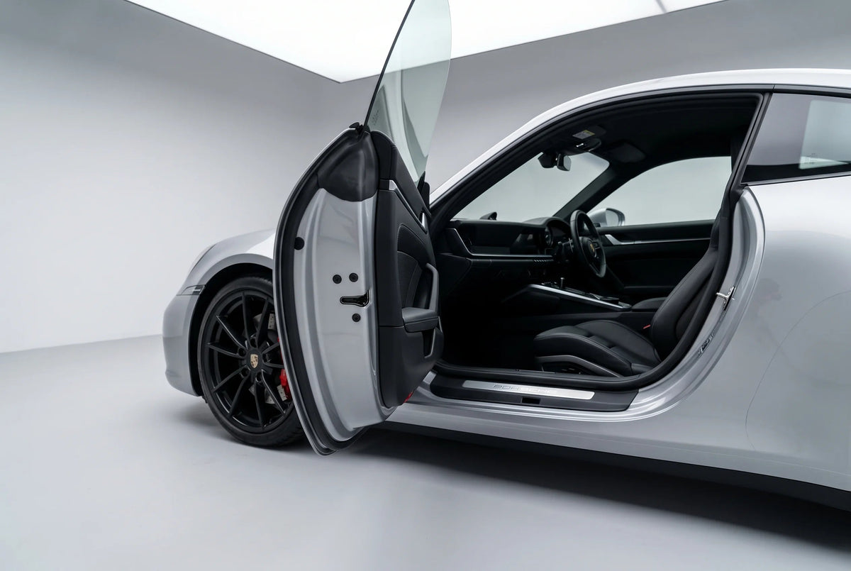 Battute e sportelli — Autodetailer