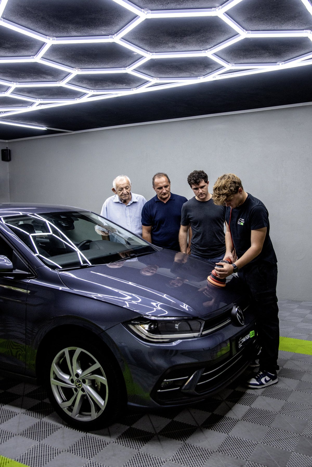 Lavorazione in laboratorio Autodetailer